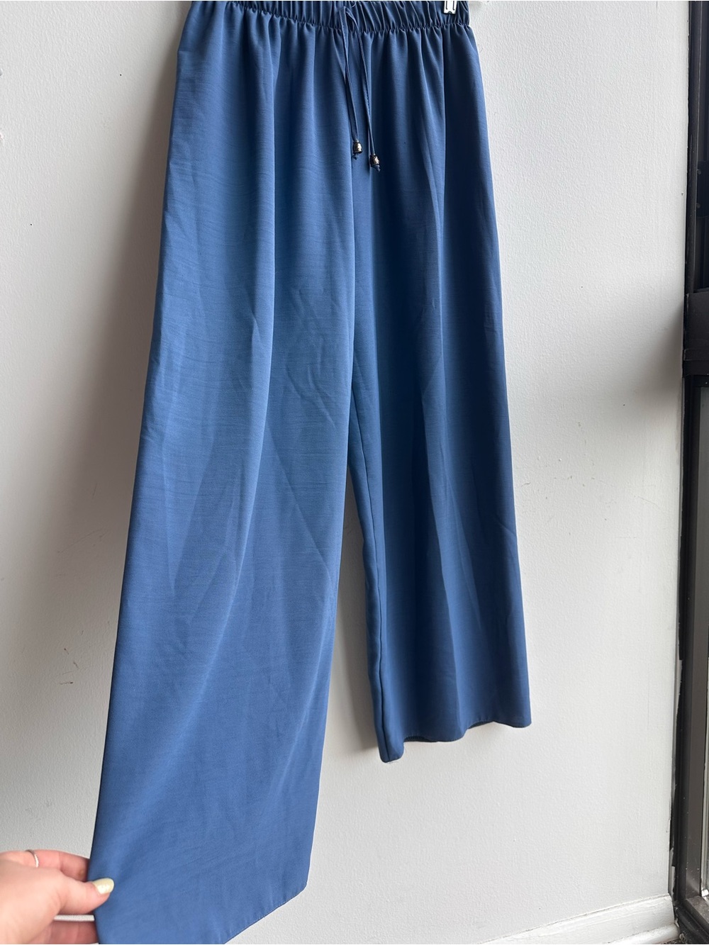 Women's Wide-Leg Flowy Drawstring Pants - Blue
